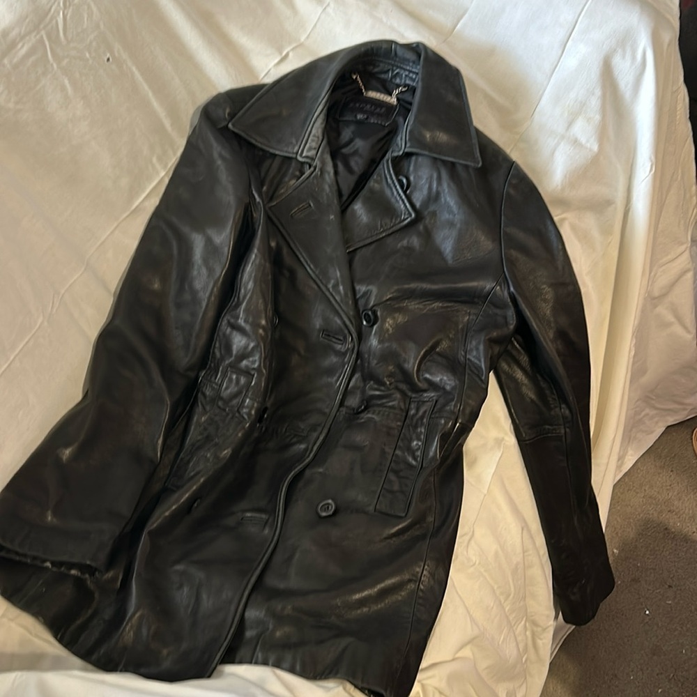 Women lg black Express double breasted leather jacket collar  2 front pockets